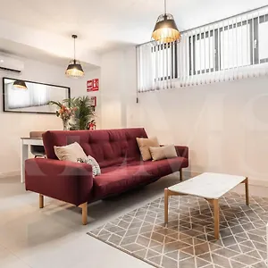 apartamento-castillo-malaga-centro.hotelsinnerja.org/