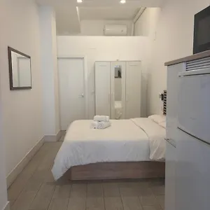 Apartamento Estupendo Piso A 3 Min Estacion De Tren Maria Zambrano Y Bus, Málaga